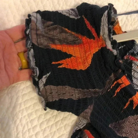 Patrons of Peace tropical/floral jumpsuit with side pockets. Size S - Picture 7 of 11